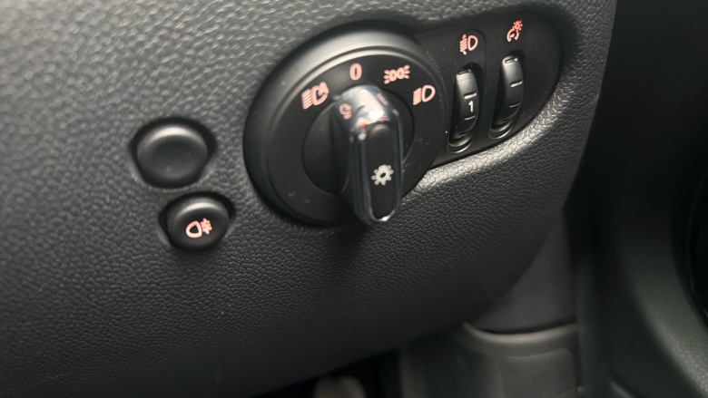 MINI Hatchback 135kW Cooper S Level 2 33kWh 3dr Auto Electric Hatchback